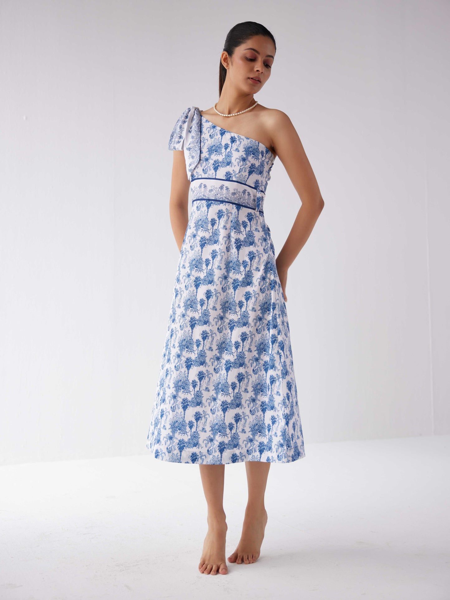 RIVERSTONE ONE SHOULDER