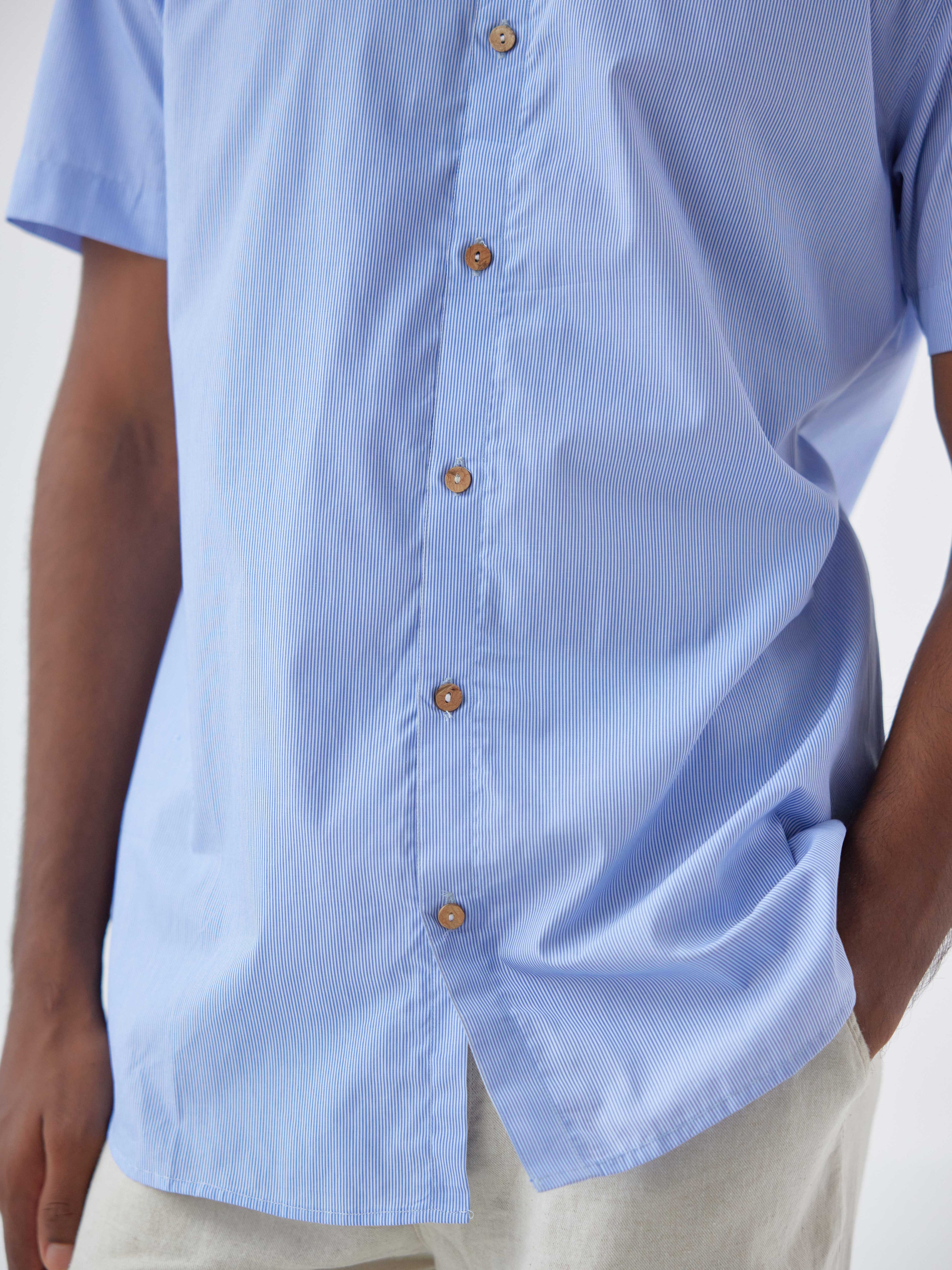 BLUE STRIPE POPLIN RESORT SHIRT