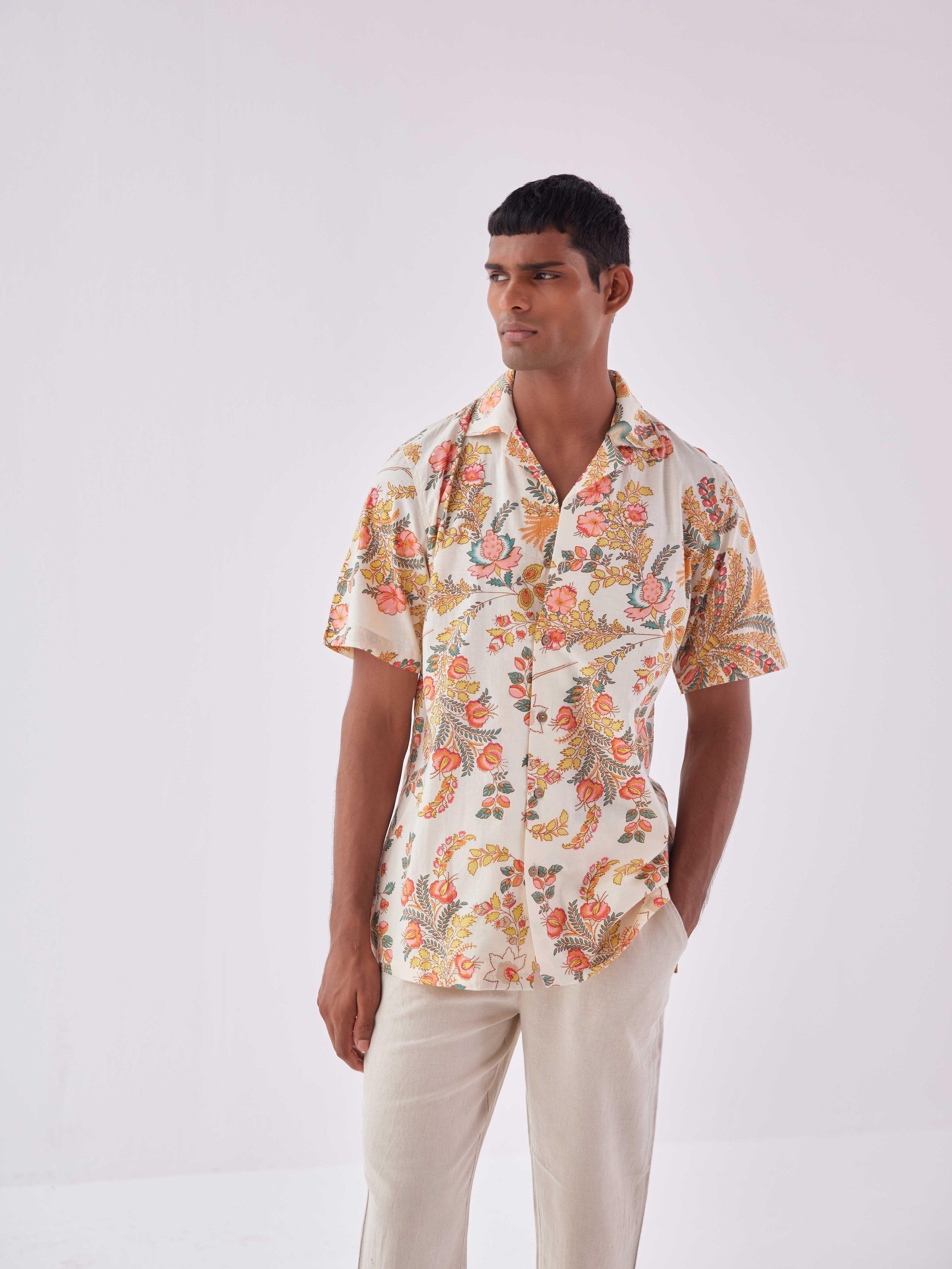 WHITE PAISELY RESORT SHIRT