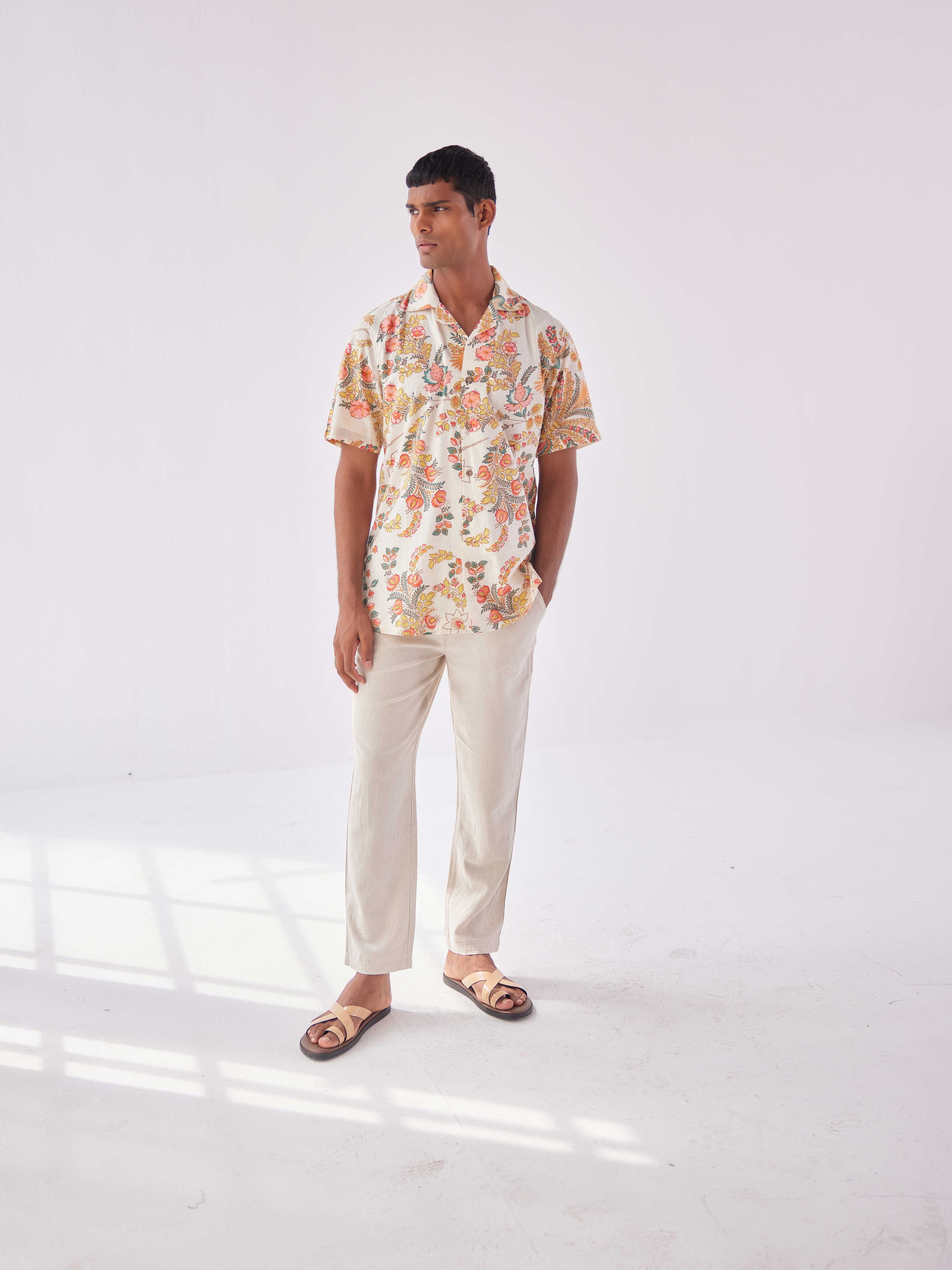 WHITE PAISELY RESORT SHIRT