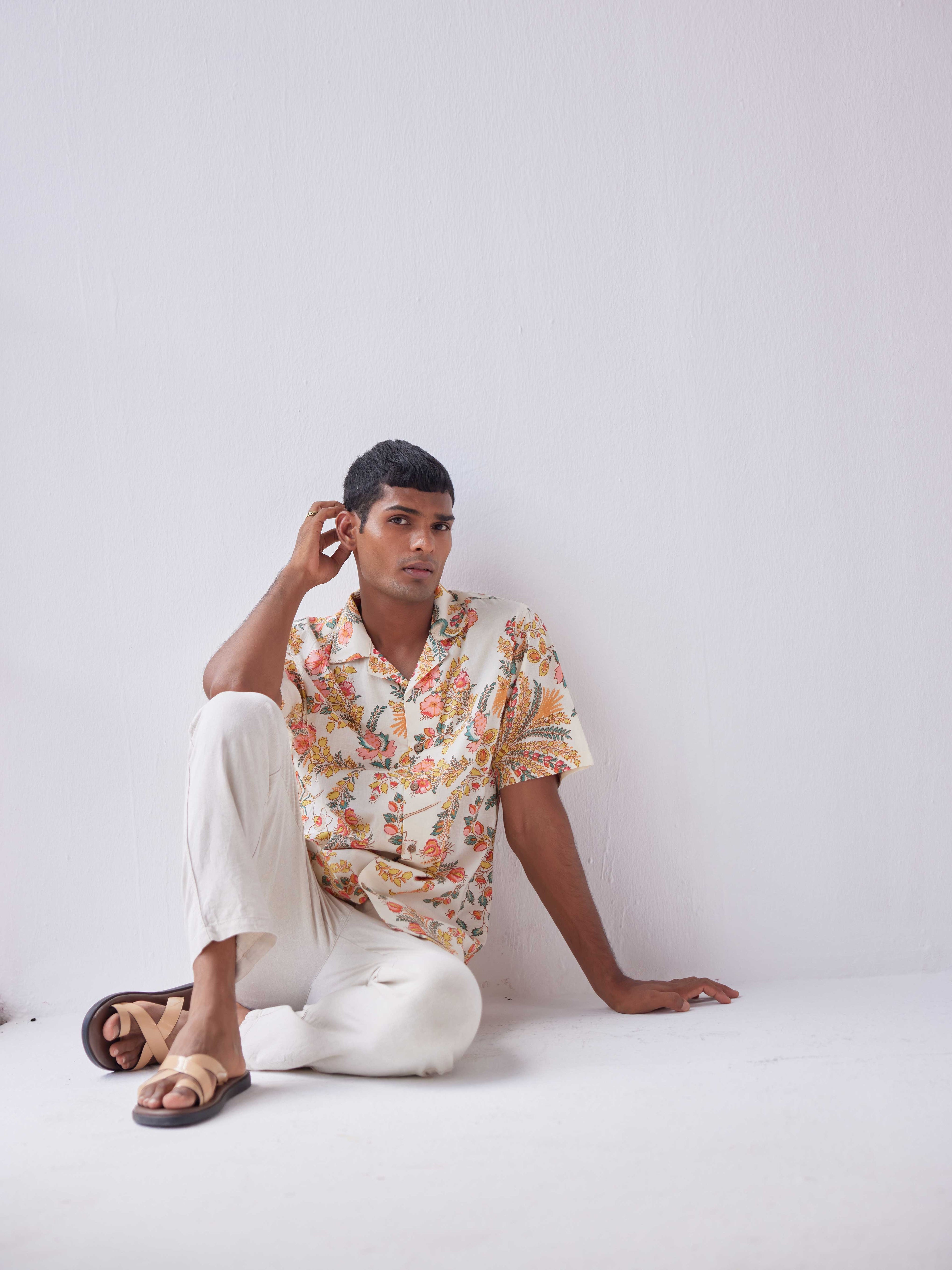 WHITE PAISELY RESORT SHIRT