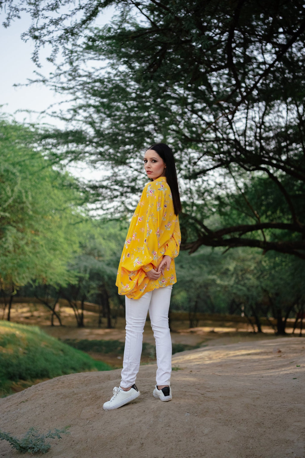Calla yellow shirt for women side view - Label Kheerganga