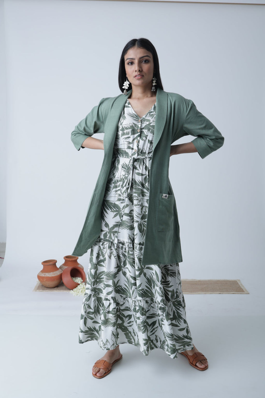 Bhagirath shrug for women detail - Label Kheerganga
