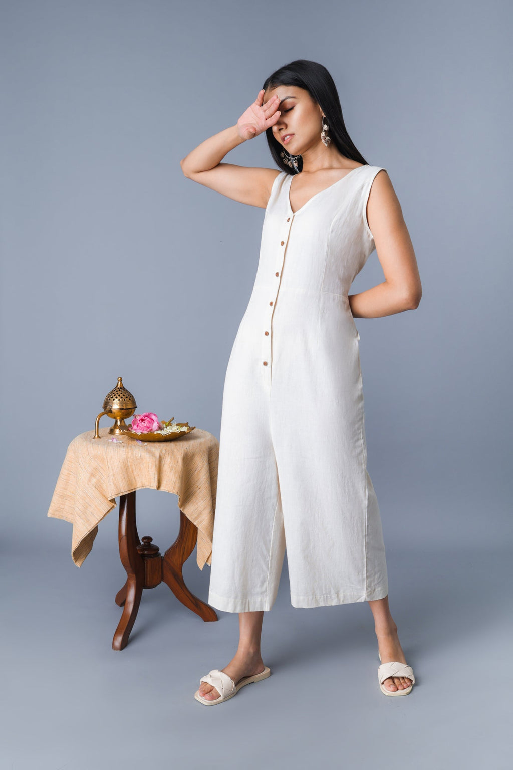 Safed Suti Jumpsuit